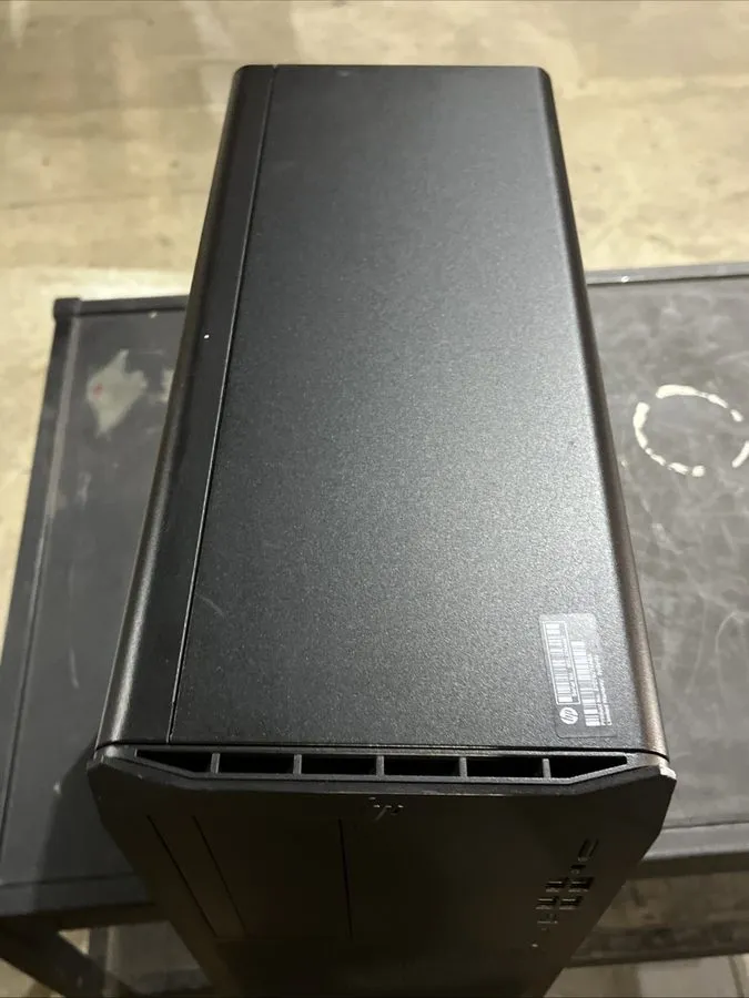 HP Z2 TOWER G9 WORKSTATION I7-13700 2.10GHZ 8GB RAM NO HD