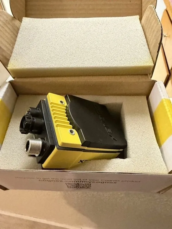 Камера машинного зрения Cognex IS7600M-363-50 In-Sight Vision Camera Real Pictur