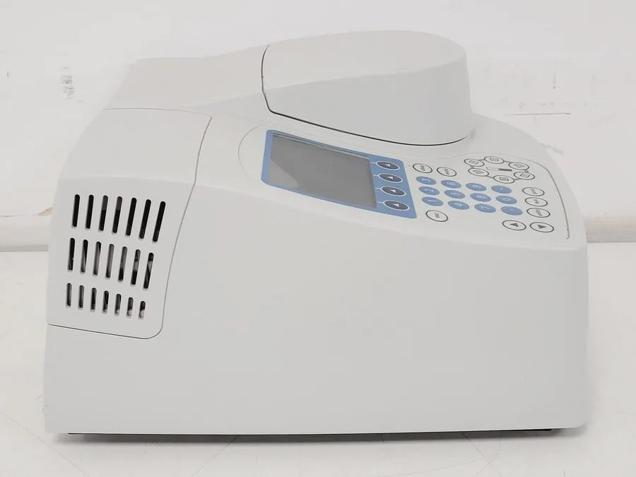 Спектрофотометр Thermo Scientific GeneSys G10S UV-VIS Spectrophotometer Lab