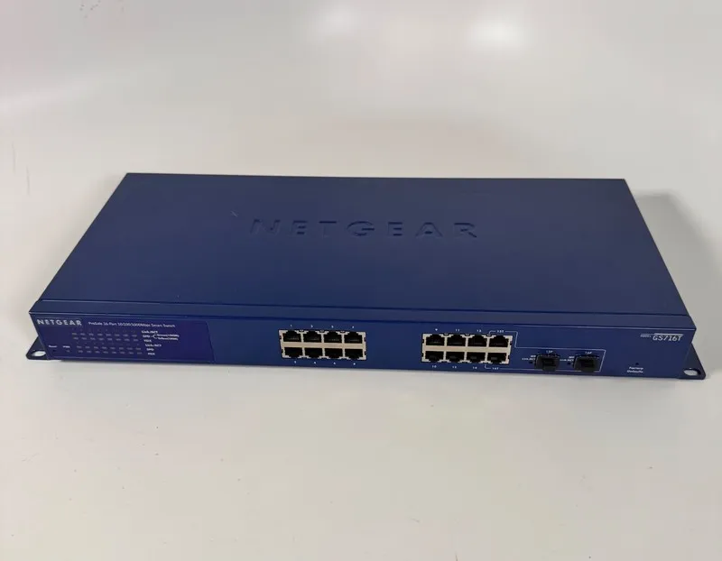 Коммутатор Netgear ProSafe GS716T v2 16-Port Gigabit Smart Ethernet Switch
