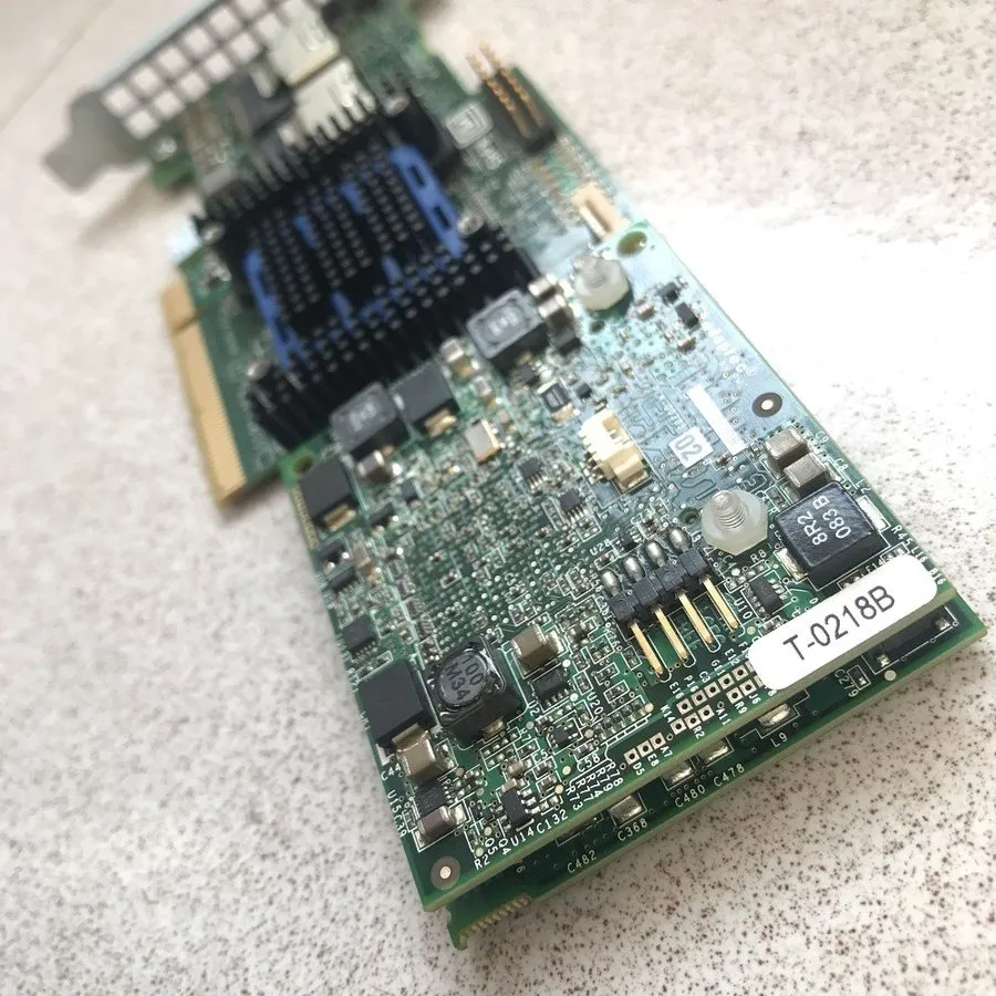 Контроллер Adaptec Raid Controller ASR-6805T 8 Ports PCIE2 x8 512MB + BBU Batter — фото лота 2