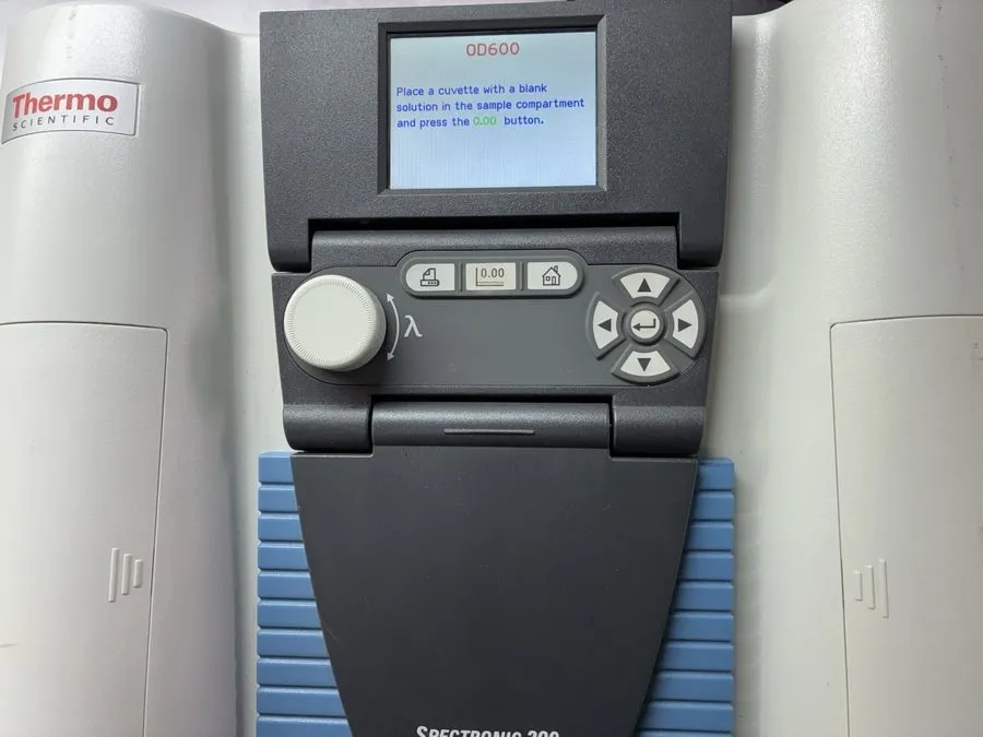 Спектрофотометр Thermo Scientific Spectronic 200 Visible Spectrophotometer PN: 2 — фото лота 2