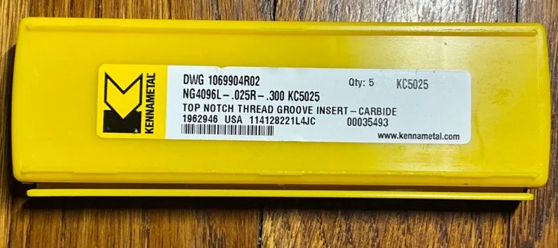 Режущий инструмент KENNAMETAL DWG 1069904R02 TOP NOTCH THREAD GROOVE INSERT-CARB — фото лота 2