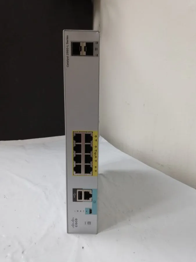 Коммутатор Cisco WS-C2960L-8TS-LL Catalyst 2960 8-Port Gigabit Ethernet Switch