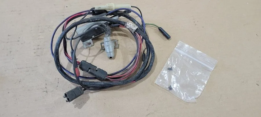 Жгут проводов 1966-68 Ford Fairlane GTA 500 Automatic Floor Shift Wiring Harness — фото лота 1