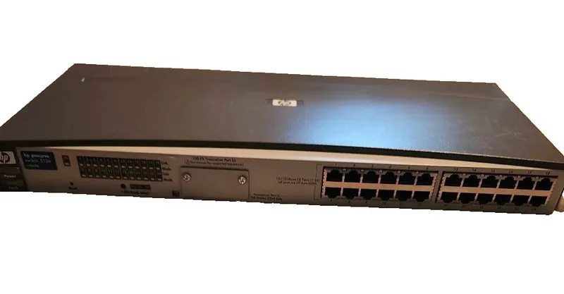 Коммутатор HP Procurve Model 2124 J4868A 24 port 10/100 Ethernet Switch