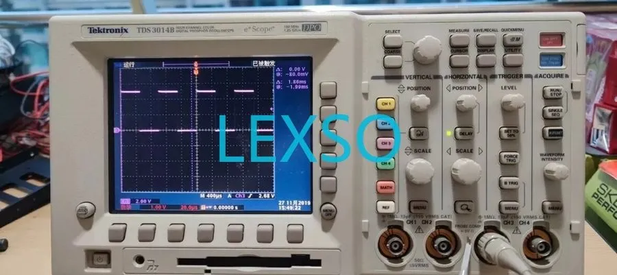 Тестер Tektronix TDS3014B 4-Channel 100MHz 1.25GS/s Digital Phosphor Oscillos
