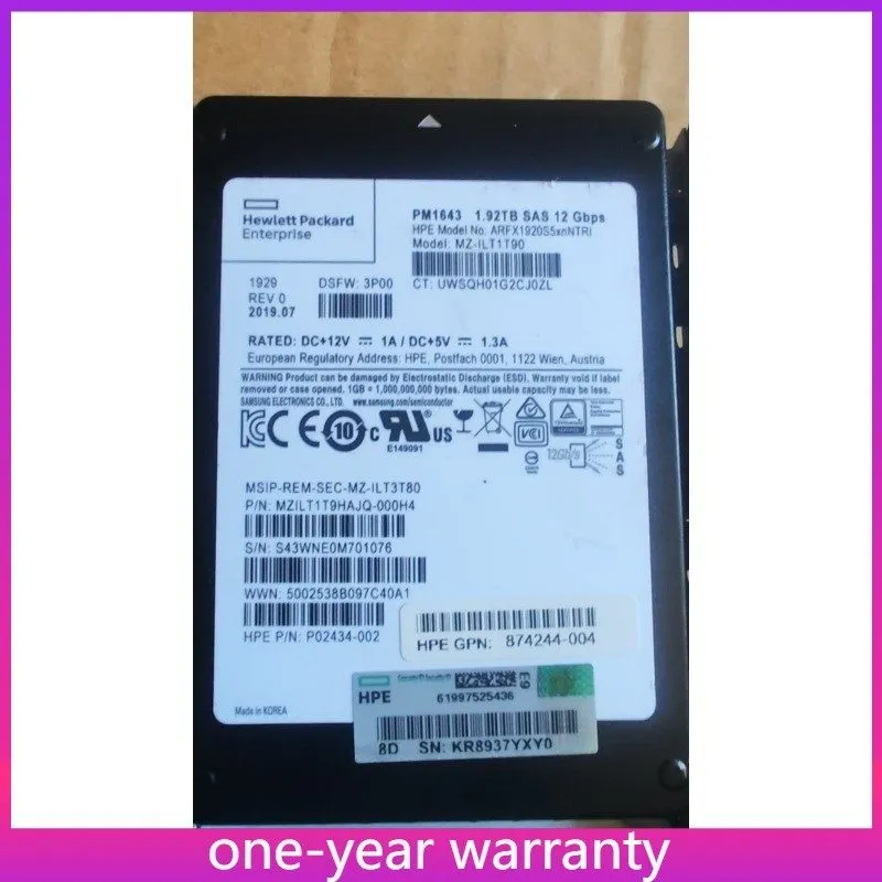 SSD-накопитель Samsung PM1643 1.92TB HPE 2.5" SAS SSD MZ-ILT1T90 P02434-002 MZIL