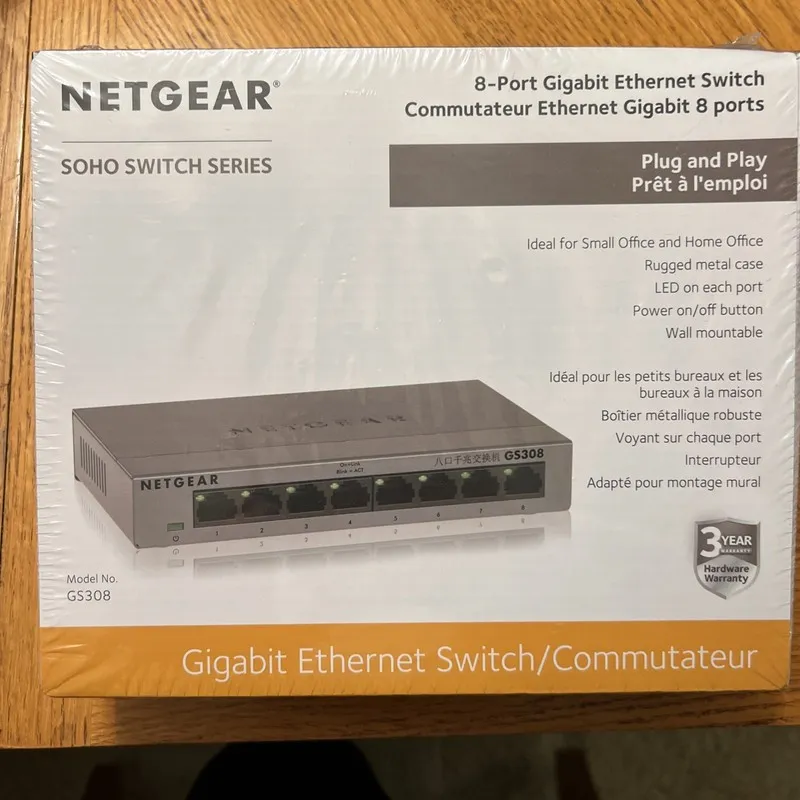 Коммутатор NETGEAR 8-port 10/100/1000mbps Gigabit Ethernet Switch GS308-100PAS