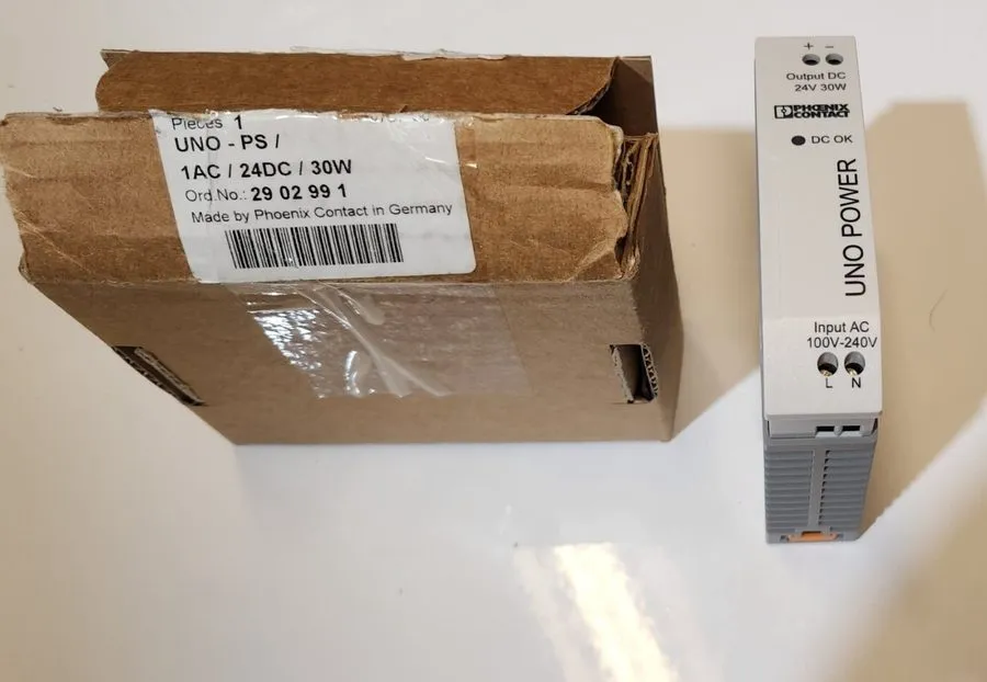 Блок питания Phoenix Contact 2902991 Power Supply, 100-240VAC In, 1.25A 24VDC Ou
