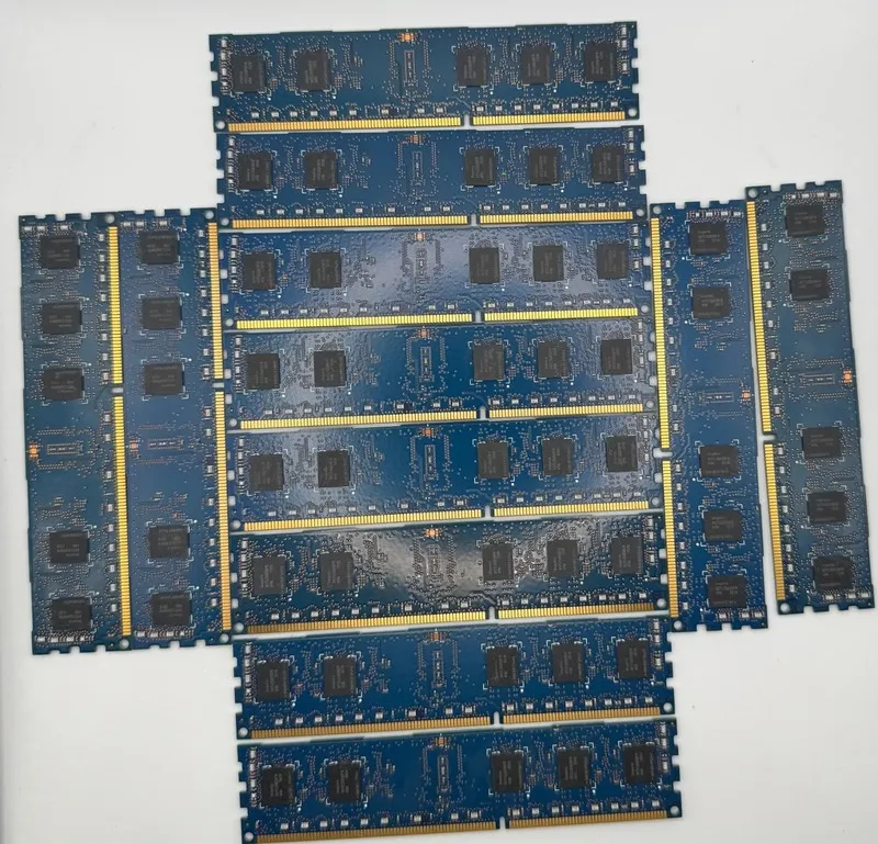 Модуль памяти HMT325R7BFR8A-H9 Hynix 2GB PC3-10600 DDR3-1333MHz ECC Registered C