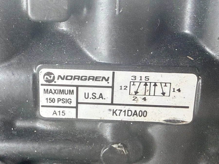 Пневмоклапан Norgren K71DA00 Lever Operated Air Valve 1/4" NPT Pneumatic — фото лота 1