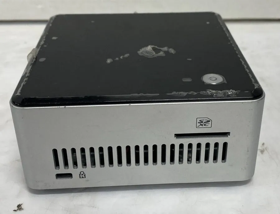 Оргтехника Intel NUC5CPYH Mini PC Intel Celeron N3050 8GB DDR3 256GB SSD Windows