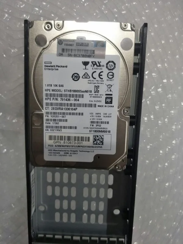Жёсткий диск HPE 810760-001 1.8TB SAS 10K 12Gb/s K2P94A 3PAR StoreServ 8000 SFF  — фото лота 3