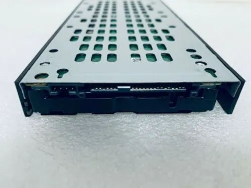 Жёсткий диск HPE 810760-001 1.8TB SAS 10K 12Gb/s K2P94A 3PAR StoreServ 8000 SFF  — фото лота 4