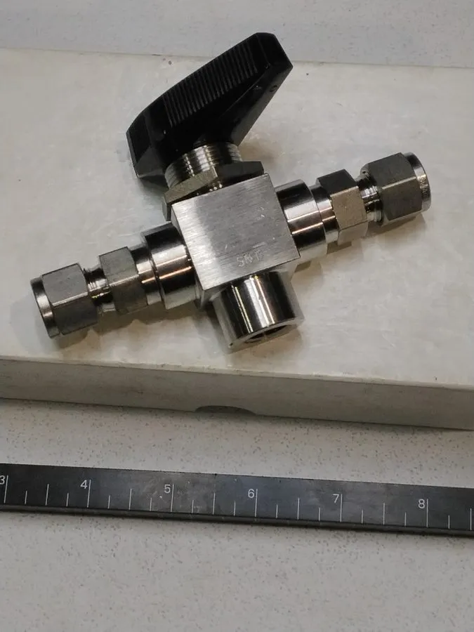 Клапан Swagelok SS-83XKS6 SS 3-Piece High Pressure 3-Way Ball Valve FNSP