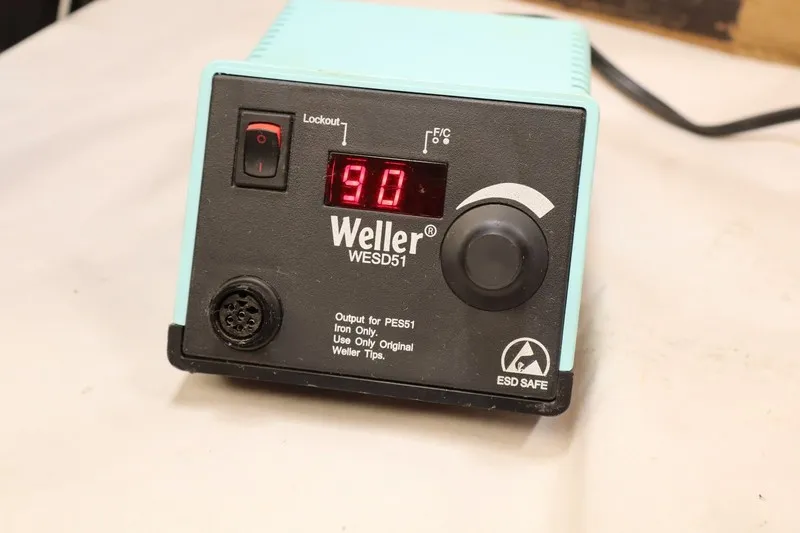 Паяльная станция Weller WESD51 60 W, 120 VAC, Soldering Station + PES51 24 VDC P