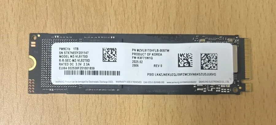 SSD-накопитель Samsung PM9C1B 1TB M.2 NVMe Gen 4.0 x 4 SSD 2280mm MZ-VL81T0D