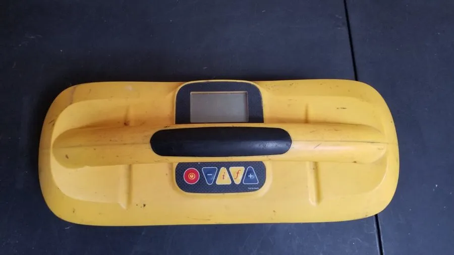 Генератор для трассоискателя Vivax MetroTech VX200-4 Transmitter Pipe Locator