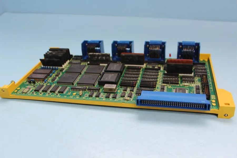 Плата ЧПУ Lot FANUC A16B-2200-0250/06C CONTROL AXIS BOARDS A16B22000250