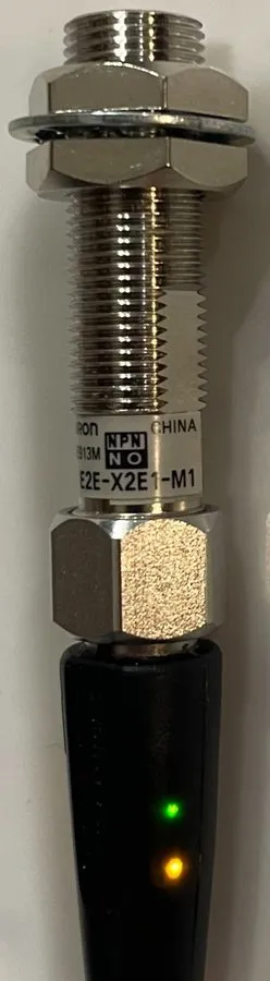 Датчик приближения Omron E2E-X2E1-M1 INDUCTIVE PROXIMITY SENSOR 12-24 VDC