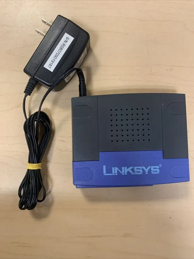 Коммутатор Linksys EtherFast 10/100 8-Port Workgroup Switch Model EZXS88W