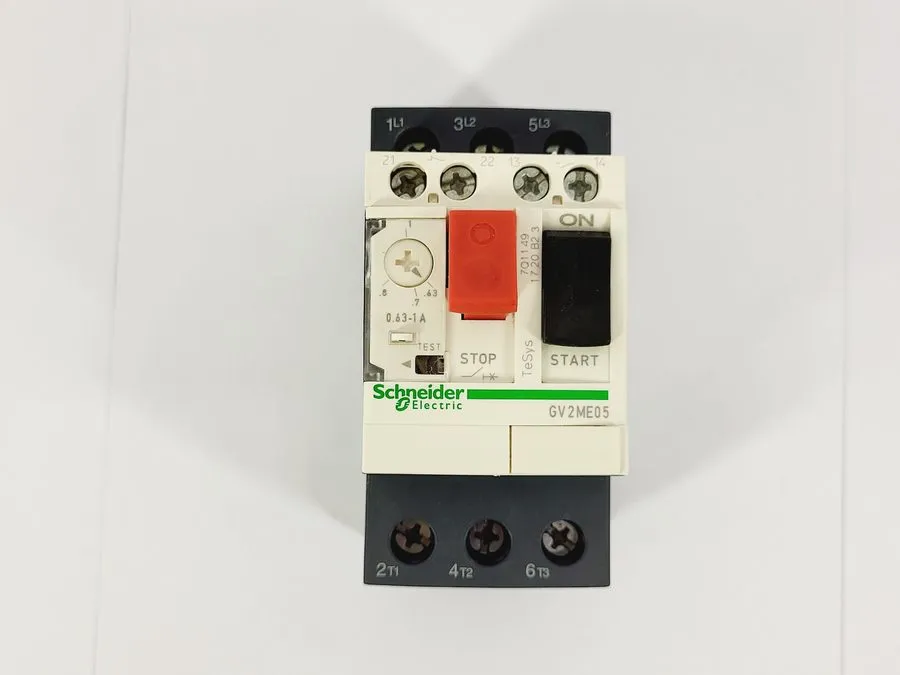 Автоматический выключатель Schneider Telemecanique GV2ME05 Motor Circuit Breaker — фото лота 1