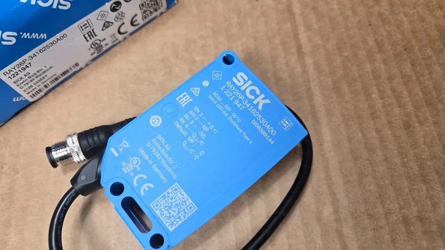 Фотоэлектрический датчик SICK RAY26P-34162530A00 PN: 1221947 Photoelectric Senso