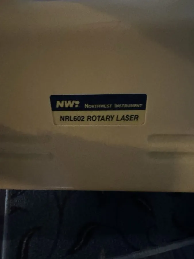 Геодезический прибор Northwest Instrument NRL602 Rotary Laser — фото лота 2