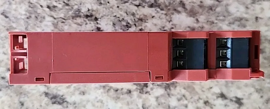 Реле безопасности Allen Bradley MSR126T 440R-N23117 Guardmaster Safety Relay 24V — фото лота 2