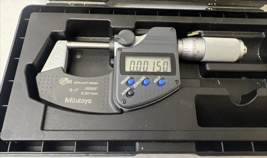 Микрометр Mitutoyo Digital Micrometer 293-348-30 IP65 Coolant Proof 0-1"