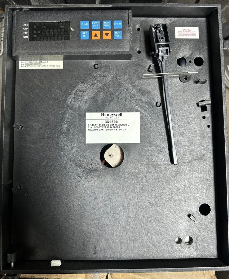 Регистратор HONEYWELL DR45AT-1000-00-100-0-300P00-0 CHART RECORDER — фото лота 1