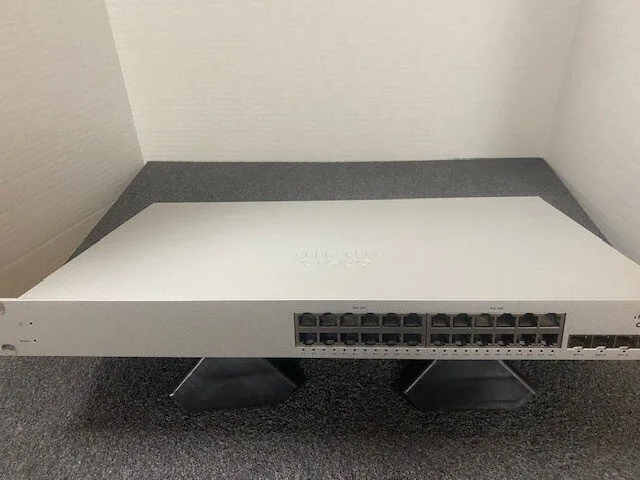 Коммутатор Cisco Meraki MS220-24P-HW 24-Port Gigabit PoE+ Switch 4x SFP 370W