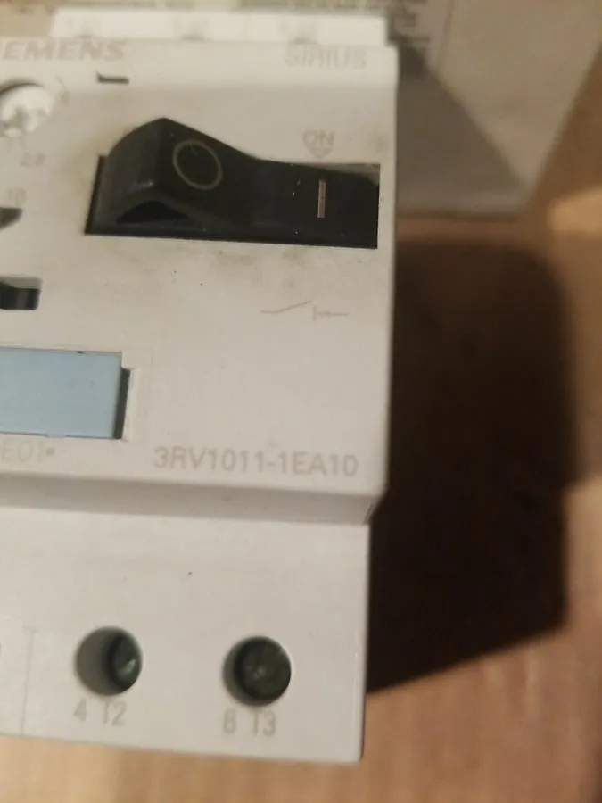 Автоматический выключатель Siemens 3RV1011-1EA10 Motor Protection Circuit Breake