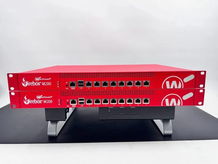 Межсетевой экран WatchGuard FireBox M200 ML3AE8 8-Port Gigabit Ethernet Network 