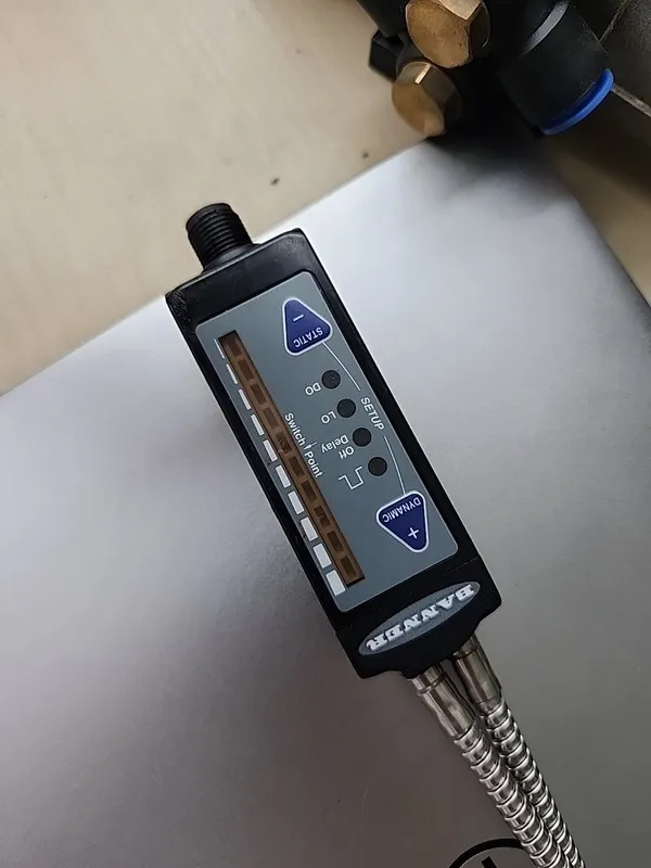 Фотоэлектрический датчик R55FVBQ Banner DEMO Color Mark Fiber Amplifier Photoele — фото лота 1