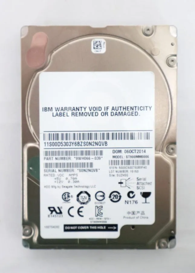 Жёсткий диск IBM 900GB 10K SAS 2.5' SFF HARD DRIVE 00Y5803 00WY964 00AK203 HDD — фото лота 1