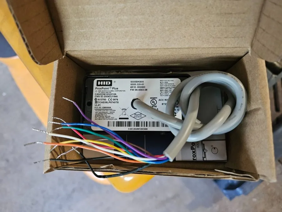 Оборудование видеонаблюдения HID 6005BKB00 Proxpoint Plus Mini Mullion er FW: 06