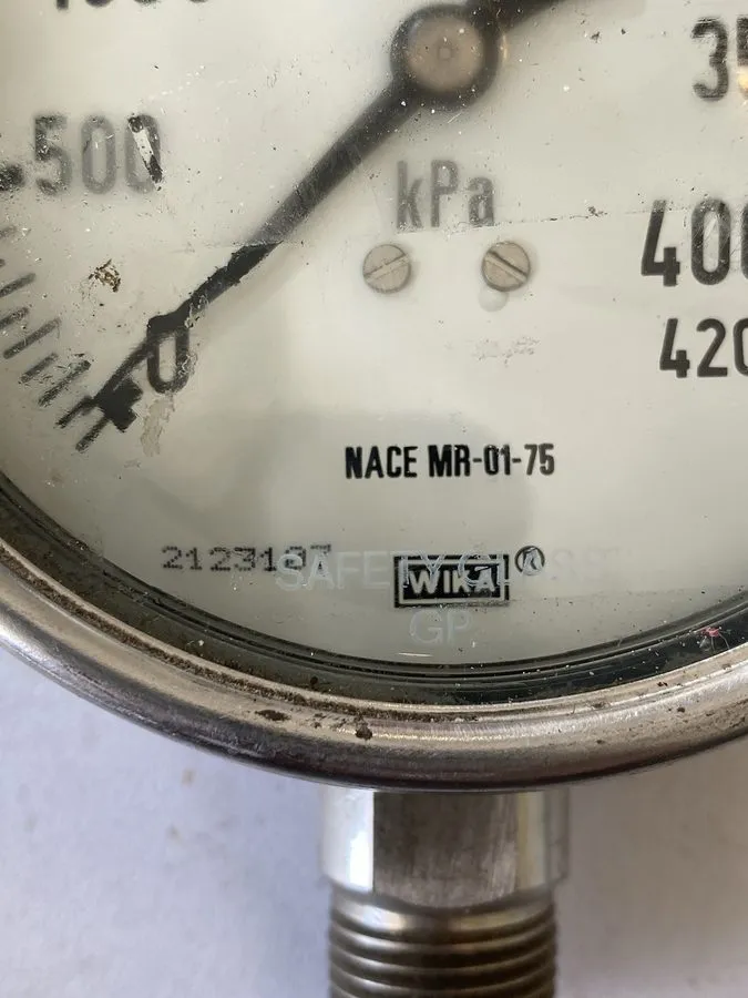 Клапан Wika 4" Pressure Gauge 4200 kPa BM NACE MR-01-75