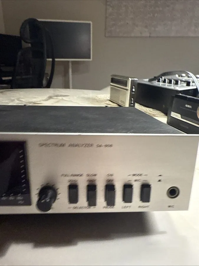 Анализатор спектра Spectrum Analyzer Sa-808 From Japan — фото лота 2