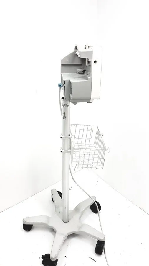 Медицинское оборудование Philips Intellivue MP30 DE52614137 w/ stand — фото лота 1