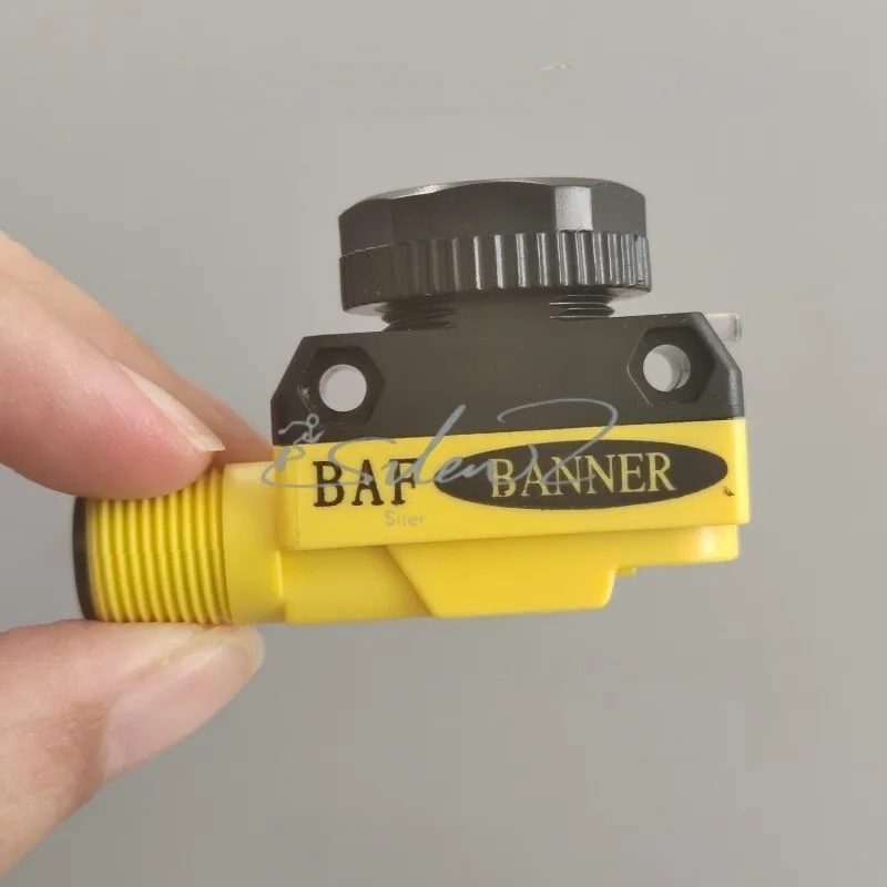 Фотоэлектрический датчик Banner QS18VN6DQ8 Photoelectric Sensor 10-30VDC 66459 — фото лота 2