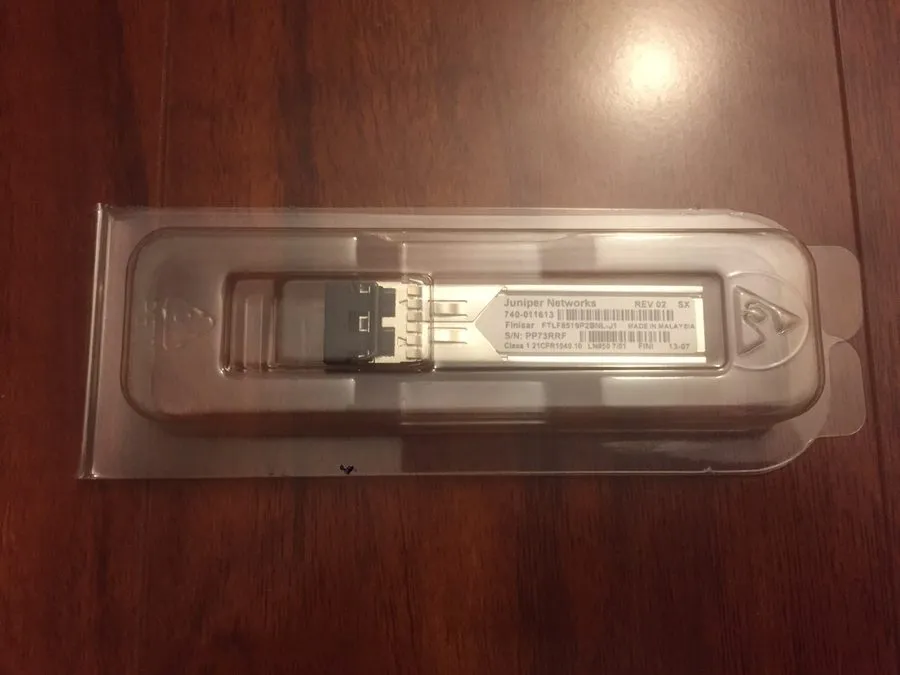 Трансивер Juniper SFP-1GE-SX 1000Base-SX LC Duplex MMF Transceiver 740-031851