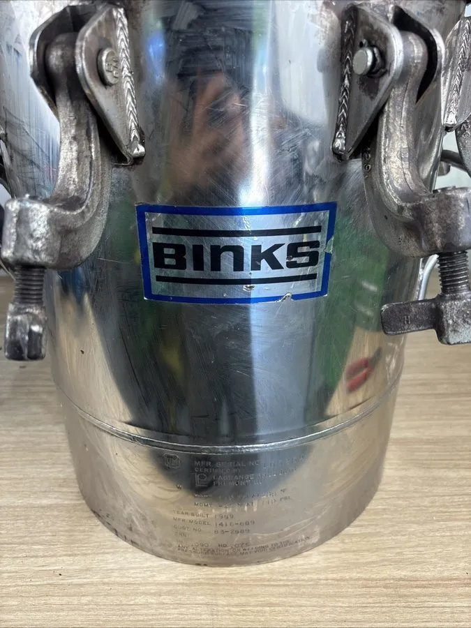 Мешалка Binks 5 Gallon Pressure Pot With Agitator And Single Regulator 1416-689 — фото лота 2