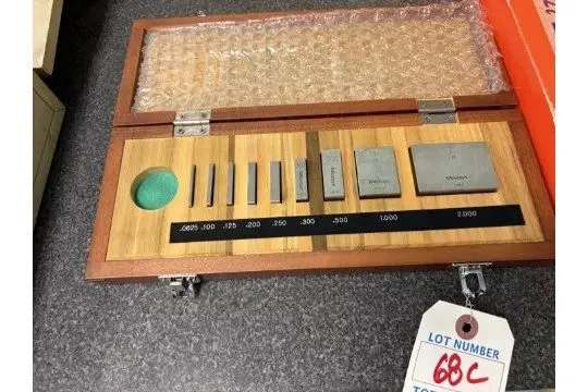 Концевые меры Mitutoyo Gauge Block Set 516-930, Grade 2 — фото лота 1
