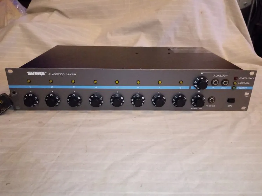 Радиосистема Shure AMS8000 Automatic Microphone System 8-CH 8 Channel Mixer