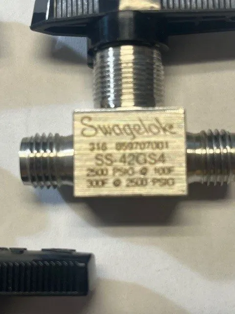 Клапан Swagelok SS-42GS4 ball valve 2500 psig shipping M