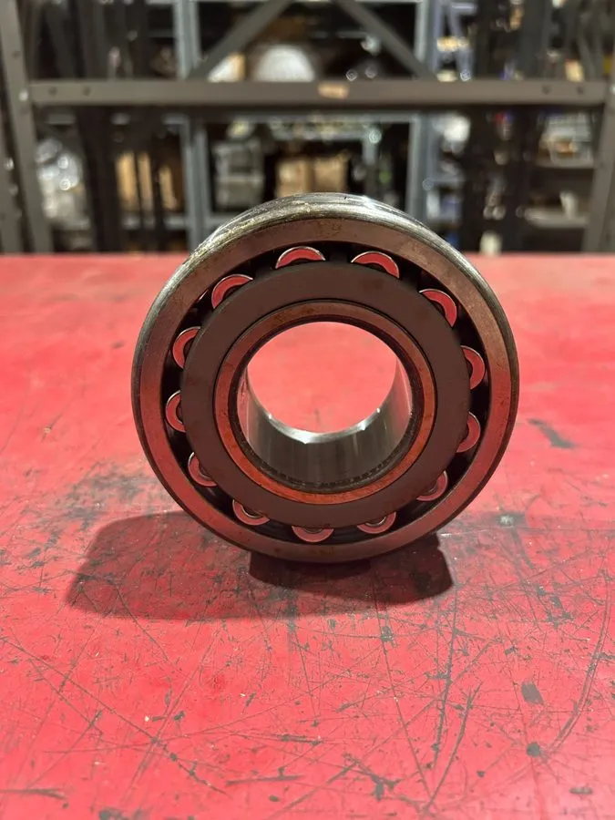 Подшипник SKF P/N:22213 CJ/C3/W33 Spherical Roller Bearing
