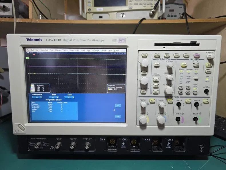 Осциллограф Tektronix TDS7154B Digital Phosphor Oscilloscope 1.5GHz 20GS/s 4-Ch 