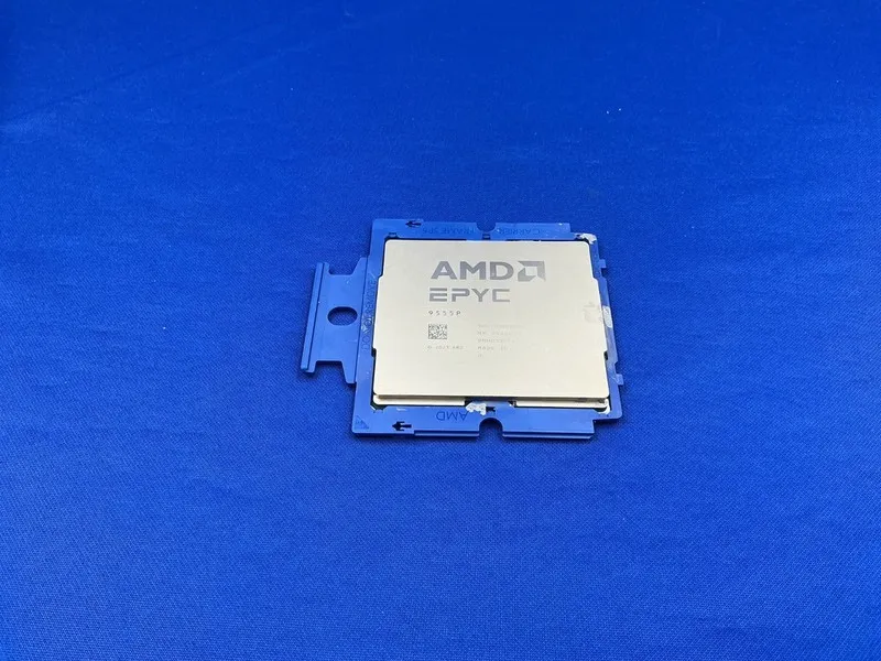 Процессор AMD EPYC 9555P TURIN 64Core 3.2GHz Processor 100-000001523 UNLOCKED